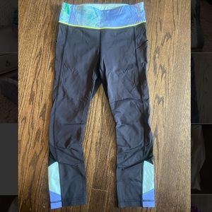 Lululemon pace rival crop Sz 4